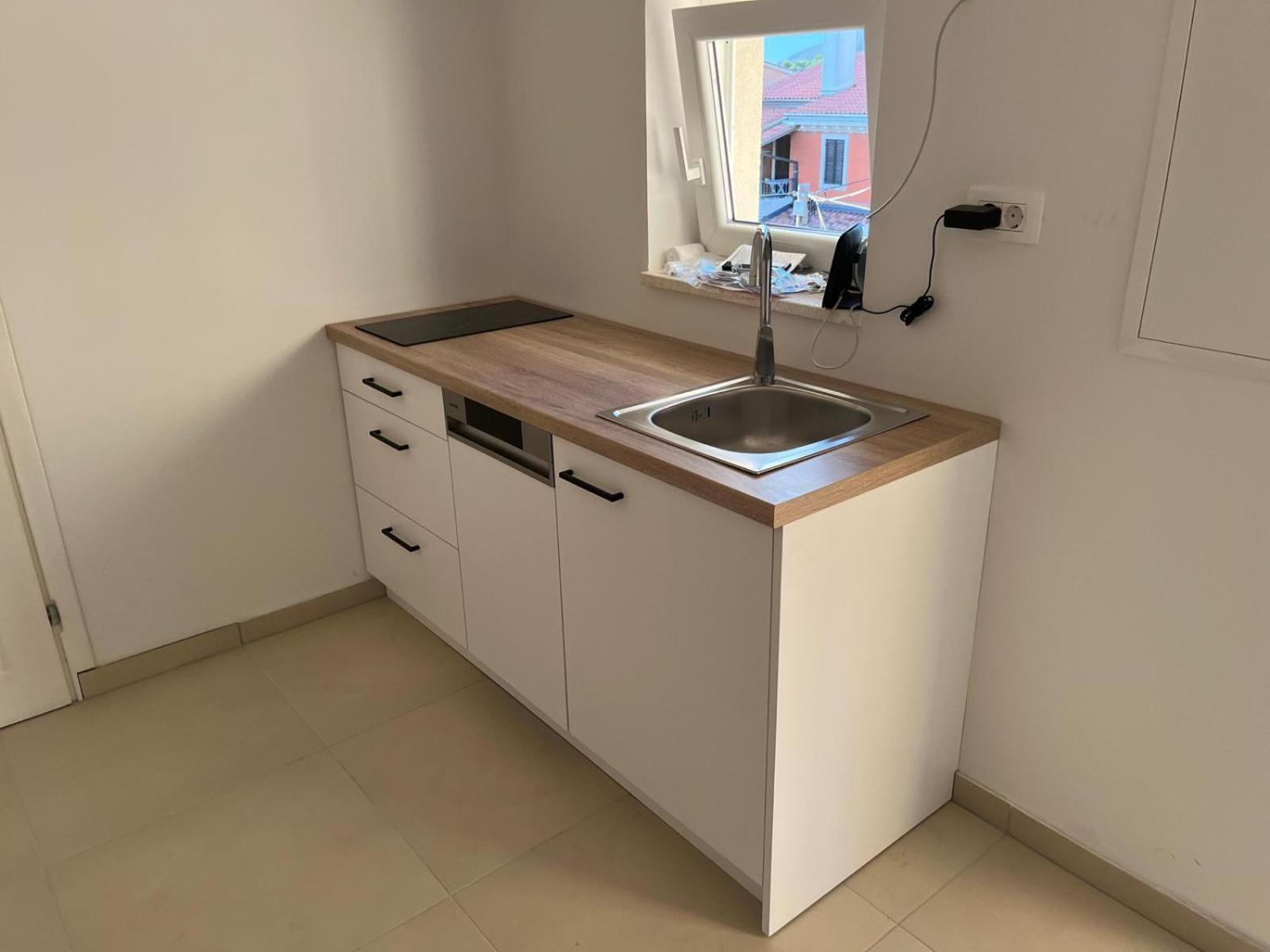 Apartments & Rooms Klemenc Крес Екстериор снимка